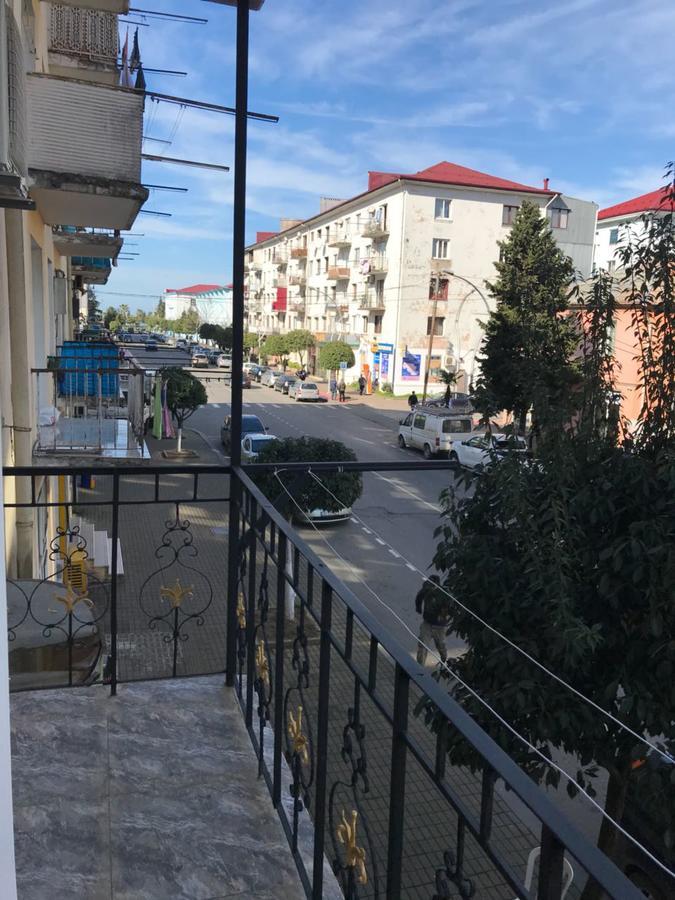 Apartamento Griboedovi N.6 Batumi Exterior foto