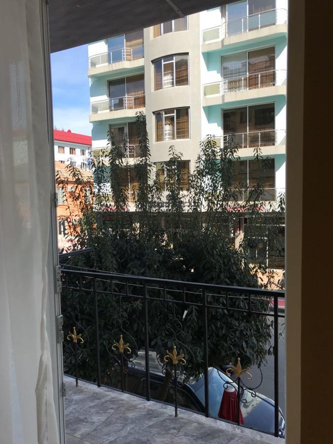 Apartamento Griboedovi N.6 Batumi Exterior foto